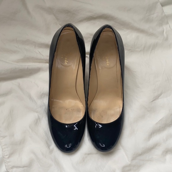 Kate Spade Black Patent Pumps - Picture 1 of 4
